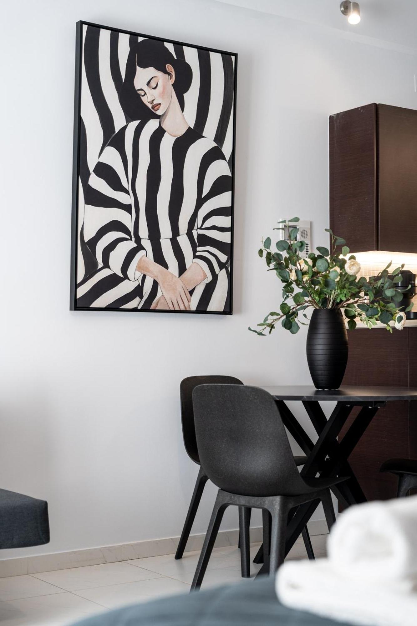 Byron Luxury Apartments Aigio Cameră foto