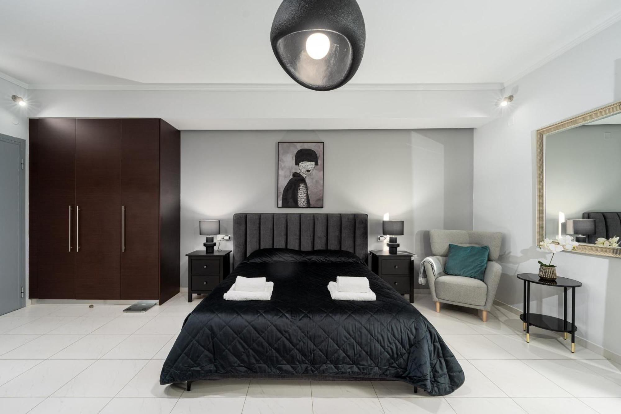 Byron Luxury Apartments Aigio Exterior foto